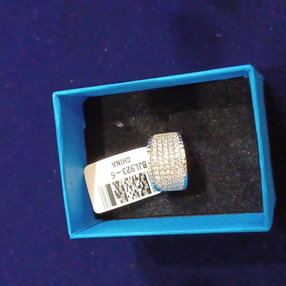 Bella luce sterling silver pave band
